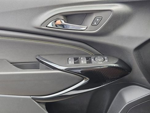 New 2026 Chevrolet Trax LT FWD image 24