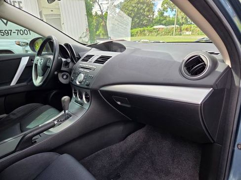 Used 2010 MAZDA MAZDA3 s Sport image 25