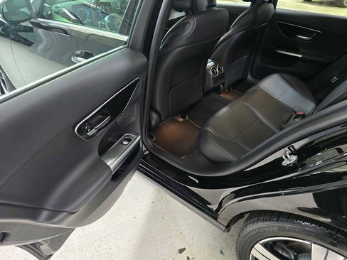 Used 2023 Mercedes-Benz C 300 Sedan image 18