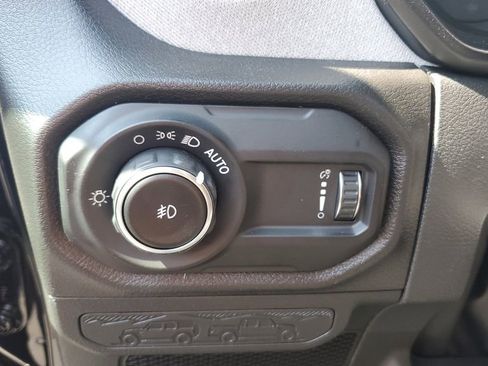 New 2025 Jeep Wrangler Sport S image 23