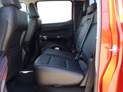 Used 2024 Ford Ranger Lariat w/ FX4 Off-Road Package image 10