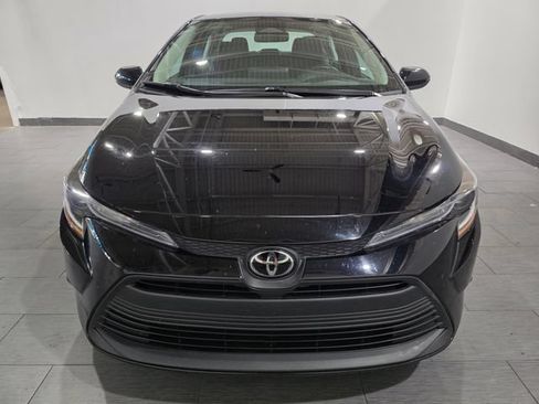 Used 2023 Toyota Corolla LE FWD image 8