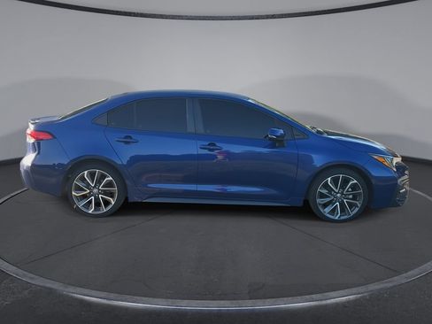 Used 2022 Toyota Corolla SE FWD image 9