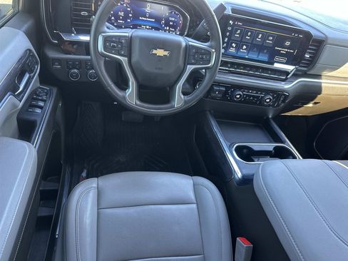 Used 2024 Chevrolet Silverado 3500 LTZ w/ LTZ Convenience Package image 29