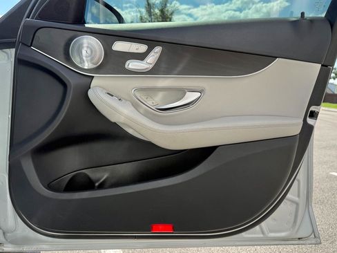 Used 2016 Mercedes-Benz C 300 4MATIC Sedan image 22