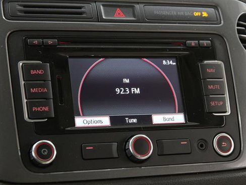 Used 2012 Volkswagen Tiguan SEL image 10