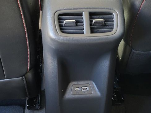 Used 2023 Buick Envision Essence w/ Technology Package I image 22