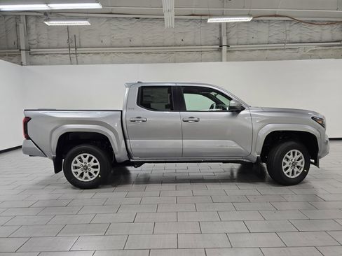 New 2025 Toyota Tacoma SR5 image 14