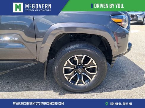Used 2023 Toyota Tacoma TRD Sport w/ Technology Package AWD/4WD image 11