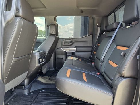 Used 2019 GMC Sierra 1500 AT4 w/ AT4 Premium Package AWD/4WD image 28