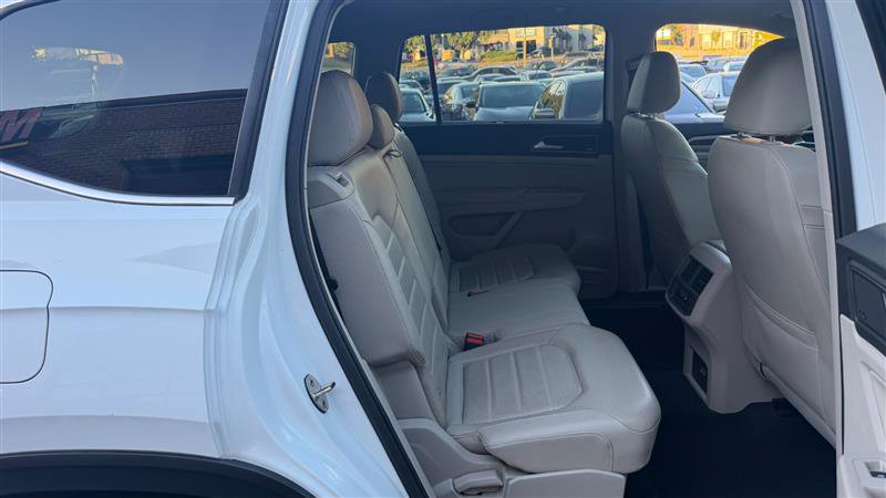 Used 2019 Volkswagen Atlas SEL Premium AWD/4WD image 8