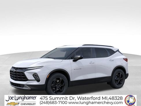 New 2026 Chevrolet Blazer LT w/ Convenience Package AWD/4WD image 2