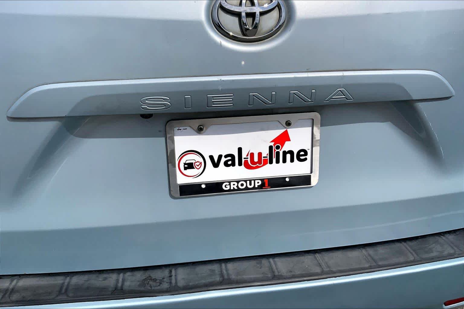 Used 2015 Toyota Sienna LE FWD image 9