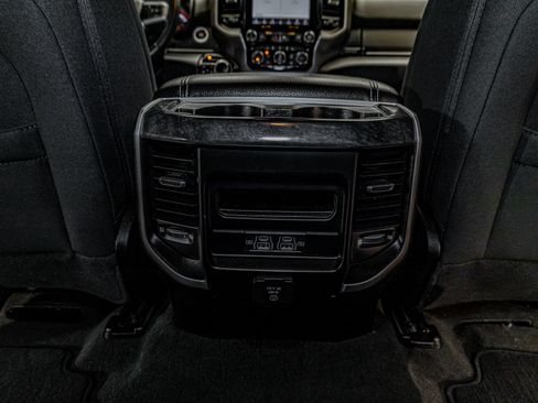 Used 2022 RAM 1500 Big Horn AWD/4WD image 22