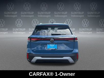Used 2025 Volkswagen Tiguan SE