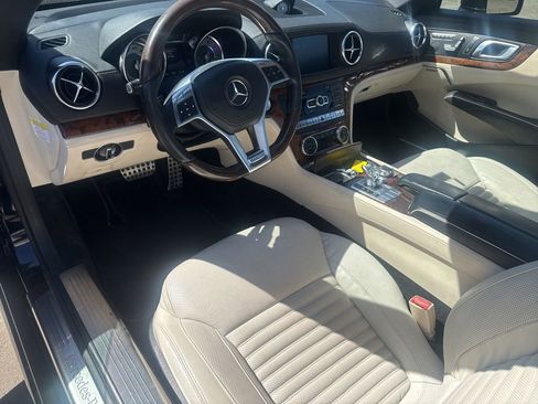 Used 2014 Mercedes-Benz SL 550 image 28