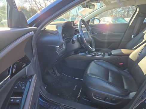 Used 2022 MAZDA CX-30 2.5 Turbo w/ Premium Package image 11