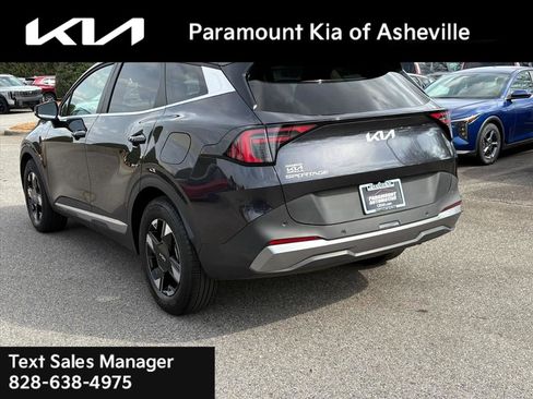 Used 2026 Kia Sportage LX image 4
