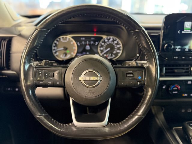 Used 2022 Nissan Pathfinder SL AWD/4WD image 25