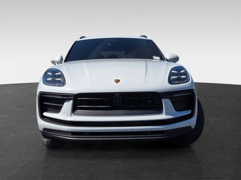Used 2023 Porsche Macan Turbo AWD/4WD image 2