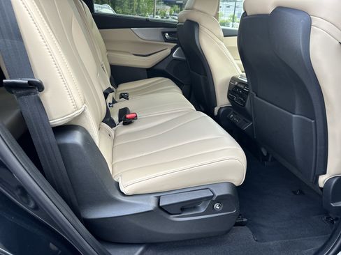 Certified 2025 Acura MDX FWD w/ Technology Package image 17