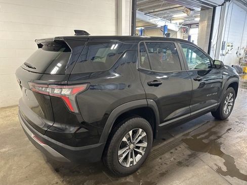 Used 2026 Chevrolet Equinox LT w/ Convenience Package II image 4