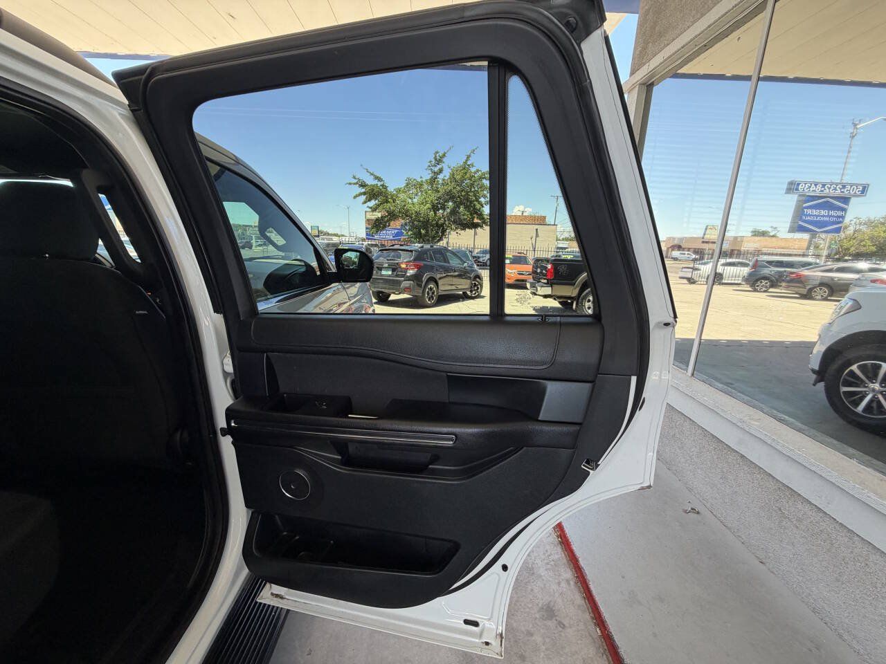 Used 2021 Ford Expedition XL AWD/4WD image 18