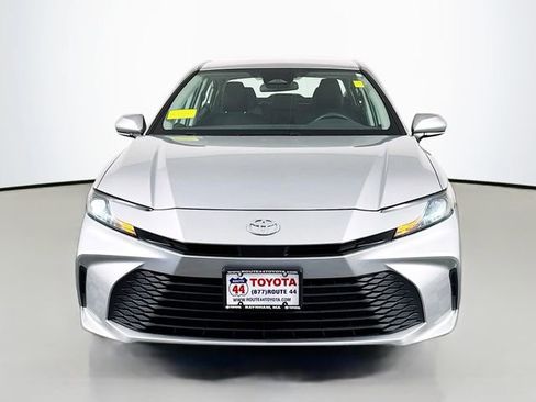 Used 2025 Toyota Camry LE FWD image 11