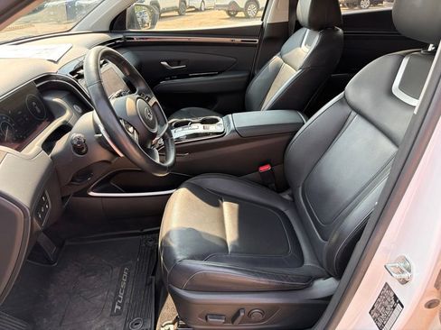 Used 2022 Hyundai Tucson Limited AWD/4WD image 3