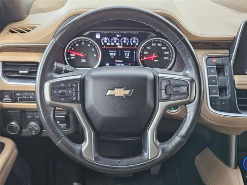 Used 2021 Chevrolet Tahoe Premier w/ Premium Package RWD image 13