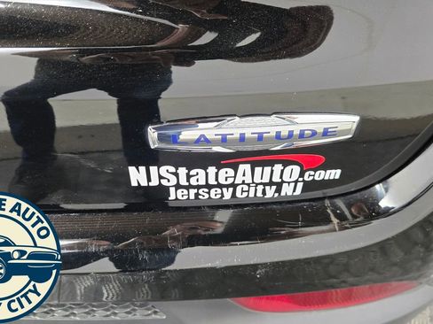 Used 2018 Jeep Compass Latitude w/ Popular Equipment Group image 31