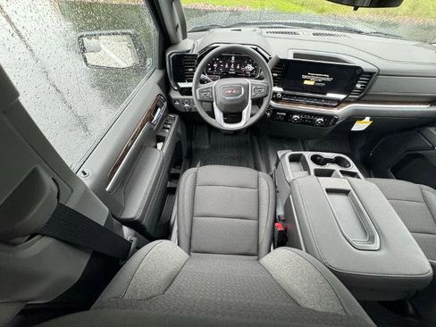 New 2025 GMC Sierra 1500 Elevation image 43
