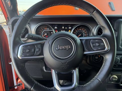Used 2020 Jeep Gladiator Sport w/ Quick Order Package 24S AWD/4WD image 29