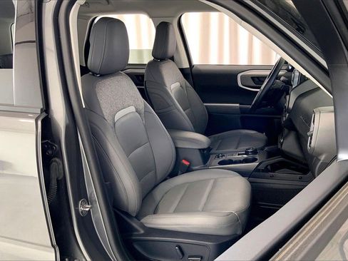 Used 2025 Ford Bronco Sport Badlands image 16