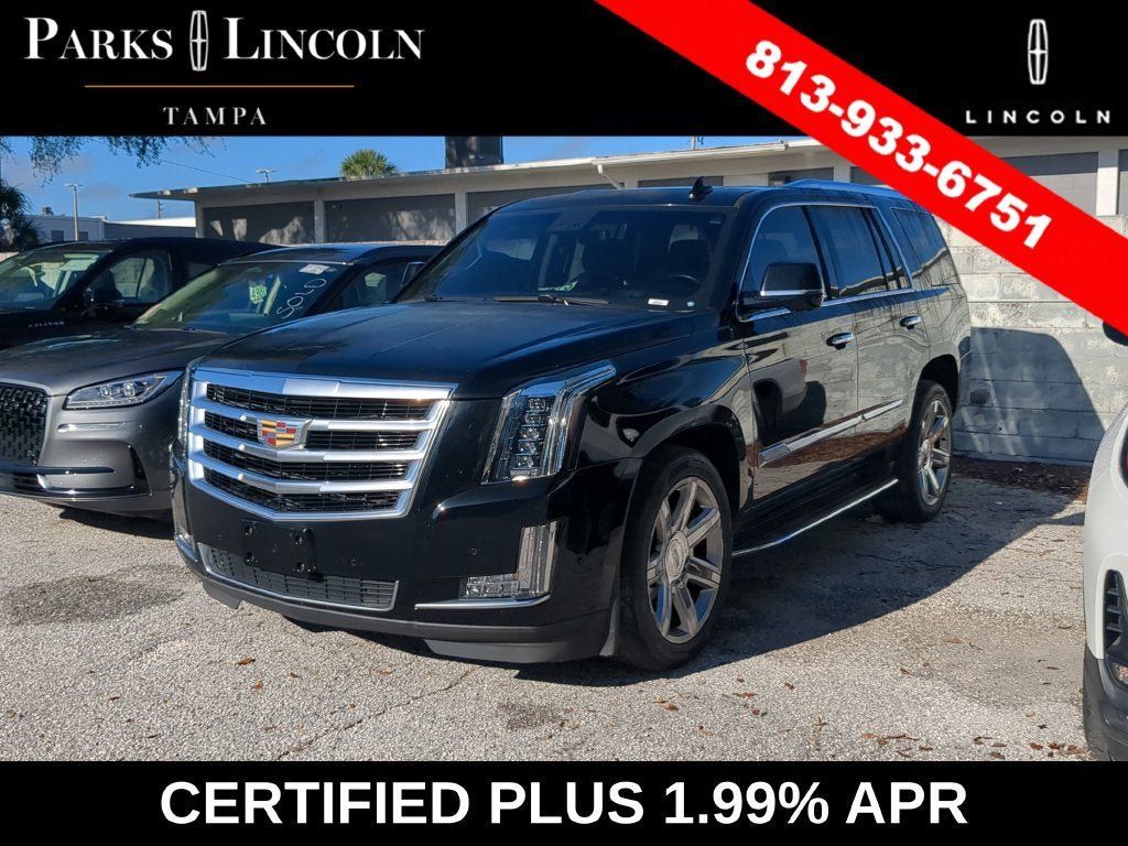 Used 2017 Cadillac Escalade Luxury AWD/4WD image 7