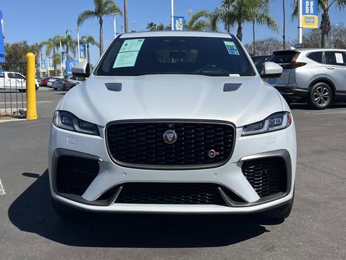 Used 2021 Jaguar F-PACE SVR image 4