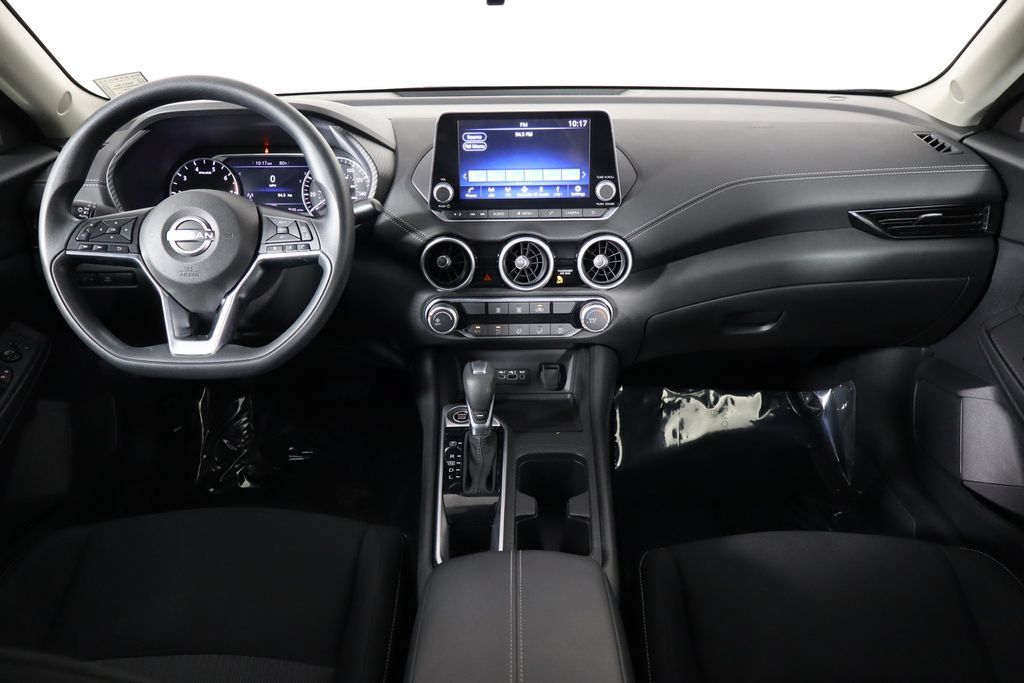 Used 2024 Nissan Sentra SV FWD image 13