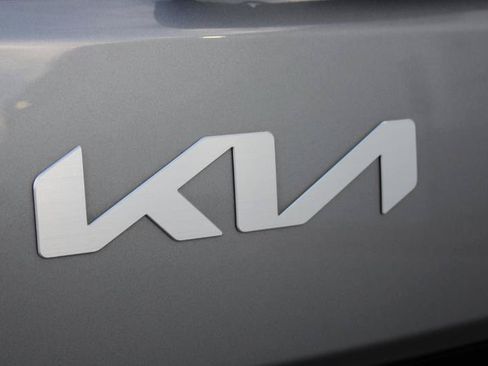 Used 2023 Kia Soul EX FWD image 21