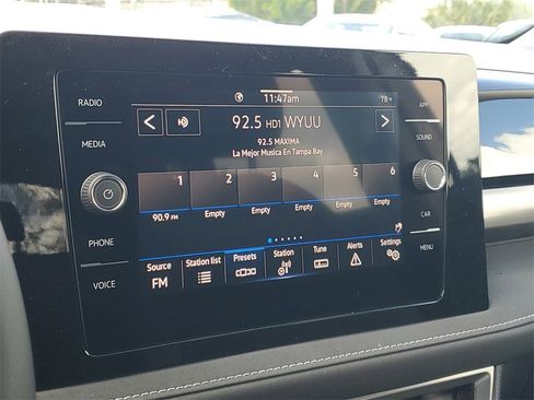 New 2026 Volkswagen Taos SE image 22