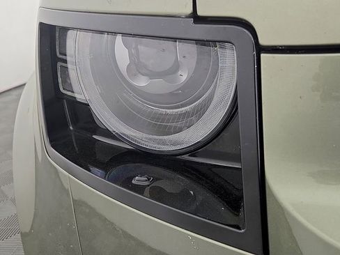 Used 2023 Land Rover Defender 110 S image 10