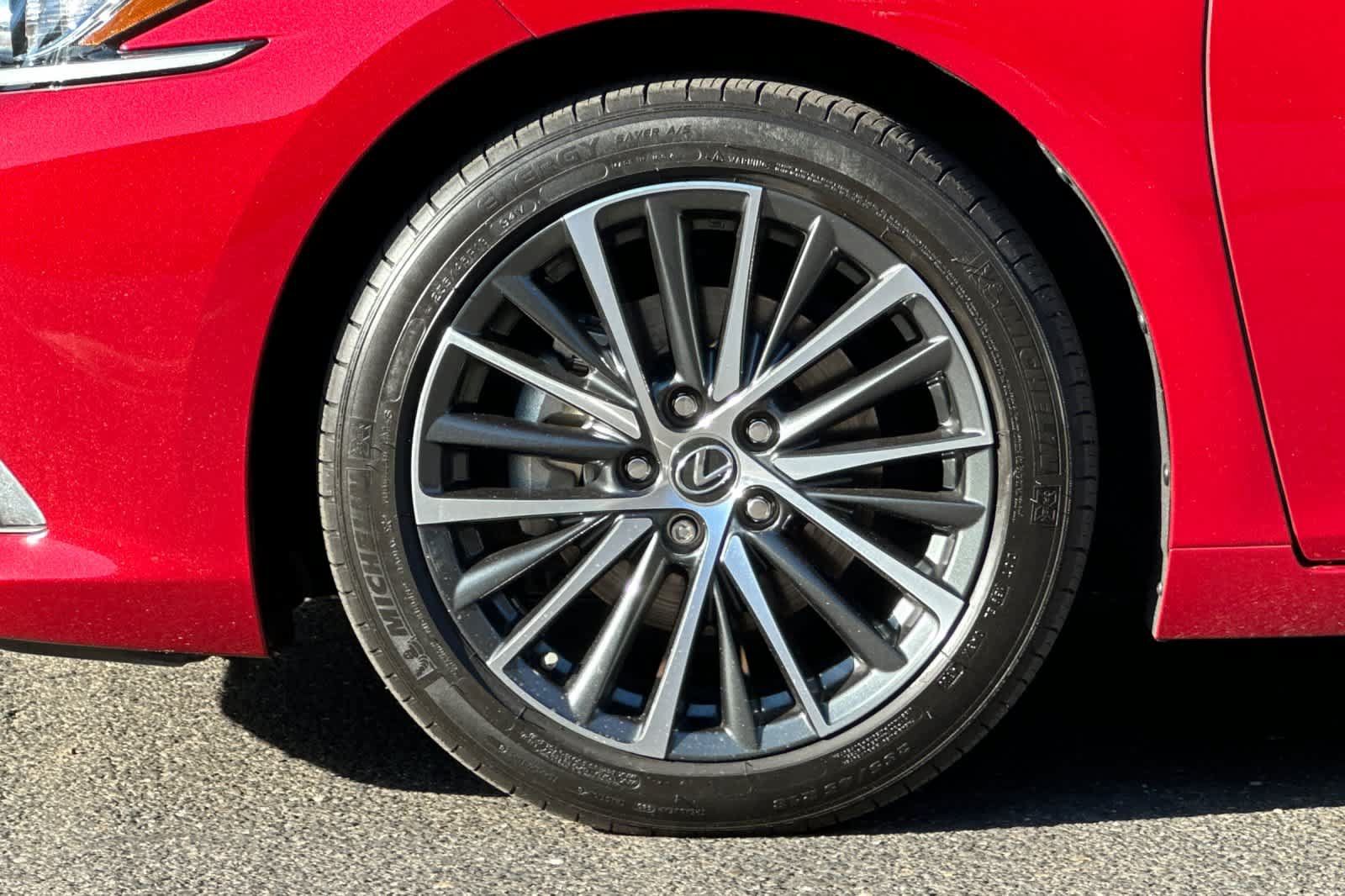 Used 2023 Lexus ES 250 w/ Premium Package AWD/4WD image 24