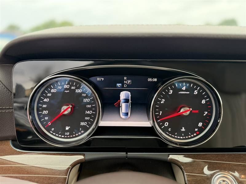 Used 2018 Mercedes-Benz E 400 4MATIC Coupe image 28