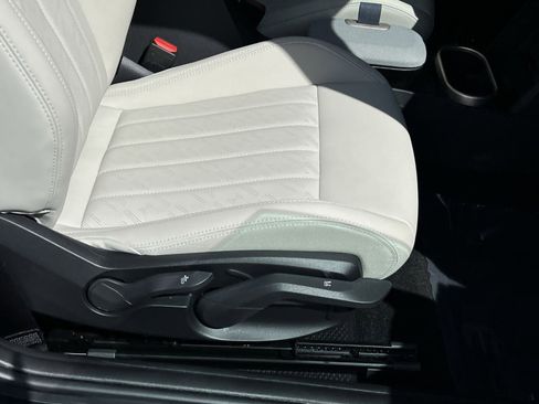 Certified 2025 MINI Cooper S image 27