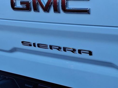 Certified 2025 GMC Sierra 1500 AT4 w/ AT4 Premium Package image 32