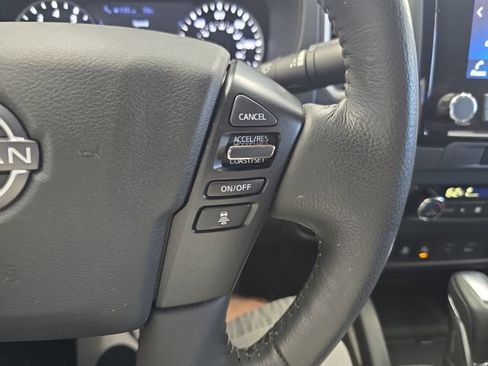 Used 2024 Nissan Frontier SV w/ Hardbody Edition AWD/4WD image 18