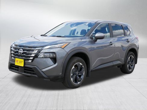 Used 2026 Nissan Rogue SV w/ Cold Weather Package AWD/4WD image 3