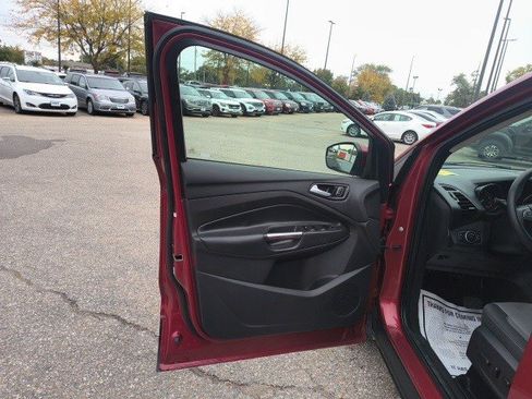 Used 2018 Ford Escape SE w/ SE Sync 3 Package image 10