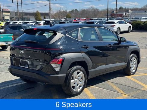 Used 2024 Hyundai Kona SE image 6