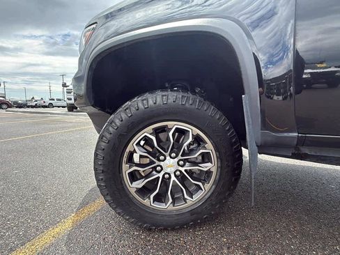 Used 2022 Chevrolet Colorado ZR2 AWD/4WD image 40