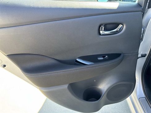 Used 2024 Nissan Leaf SV Plus image 10